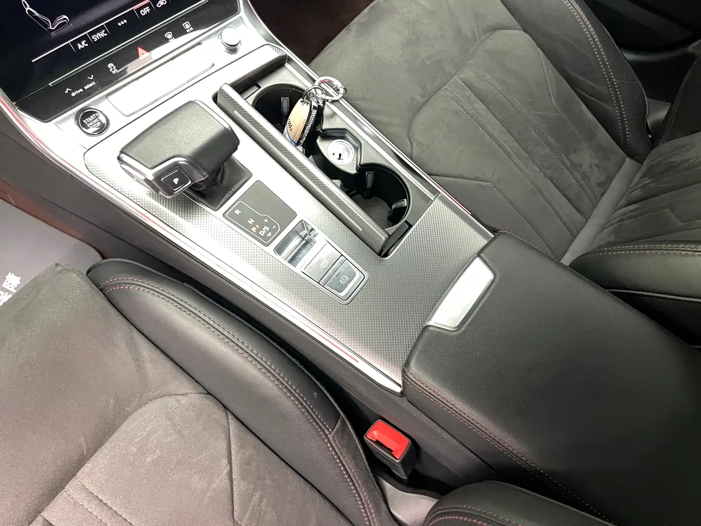 Audi A6L 2024 45 TFSI Premium Dynamic фото 15