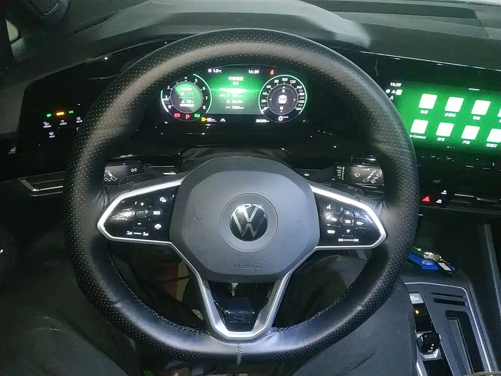 Volkswagen Golf 2023 Facelift 280TSI DSG R-Line Lite фото 11