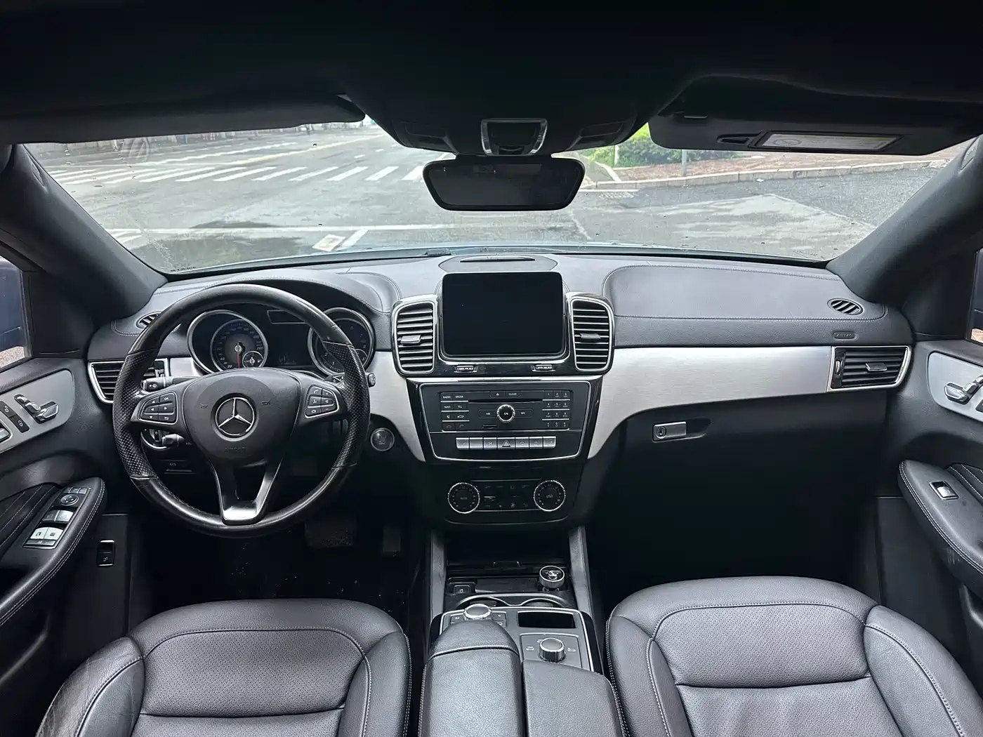 Mercedes-Benz GLE Coupe 2015 GLE 320 4MATIC Coupe SUV фото 27