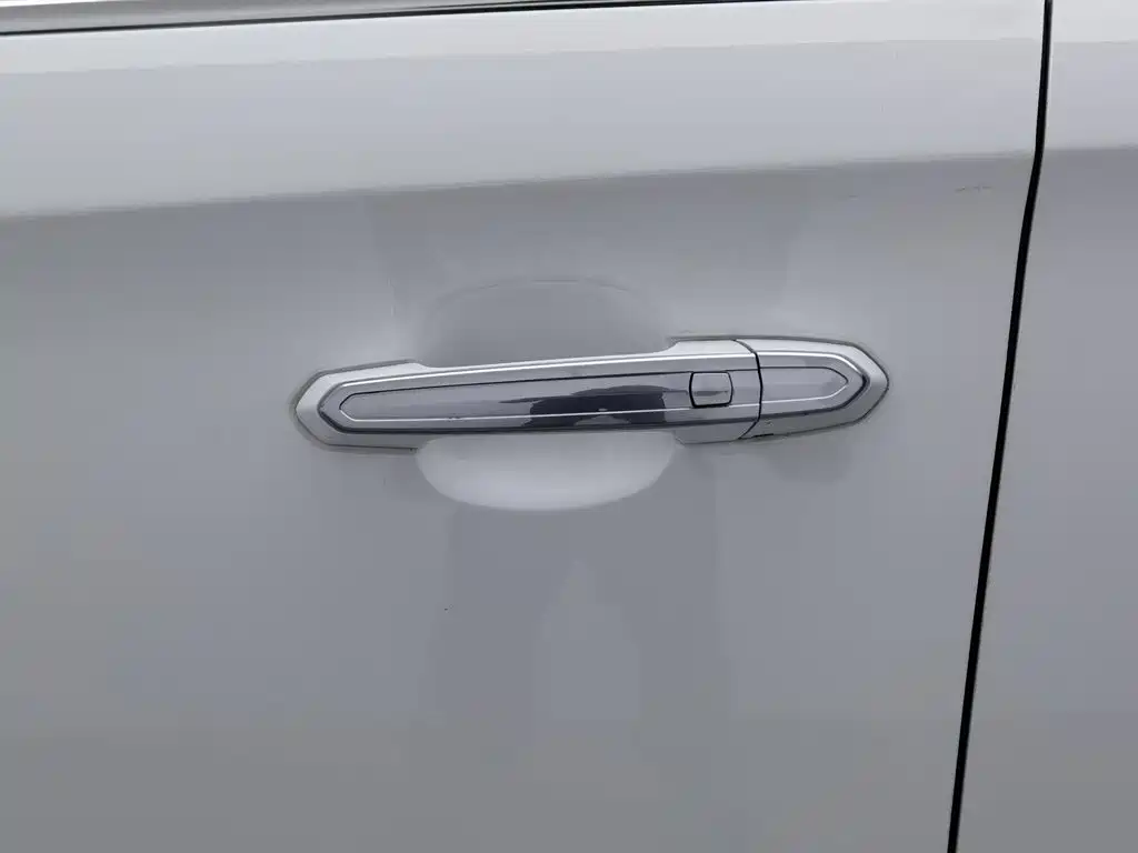 Photo 18 - Cadillac XTS