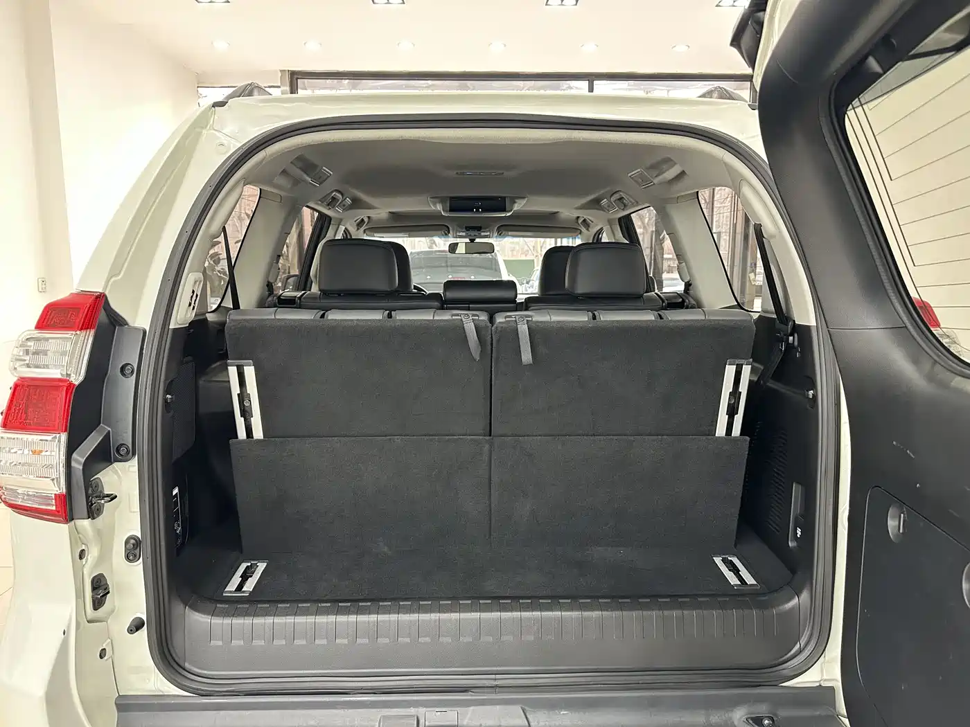Toyota Prado 2016 3.5L Auto TX-L NAVI фото 32