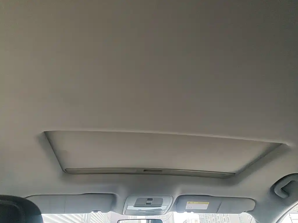 Roewe i6 2018 2018 20T Automatic Flagship Edition