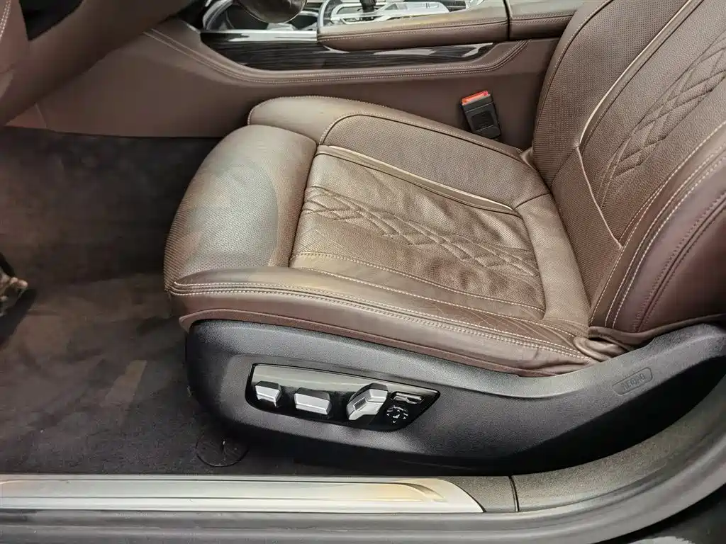 BMW 7 Series 2018 730Li Premium Type M Sport Package фото 20