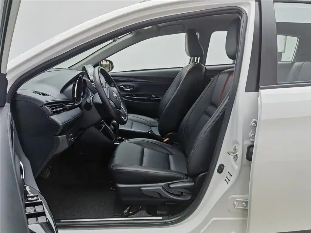 Toyota YARiS L Zhi Xuan 2022 Zhi Xuan X 1.5L CVT Luxury PLUS Edition фото 10
