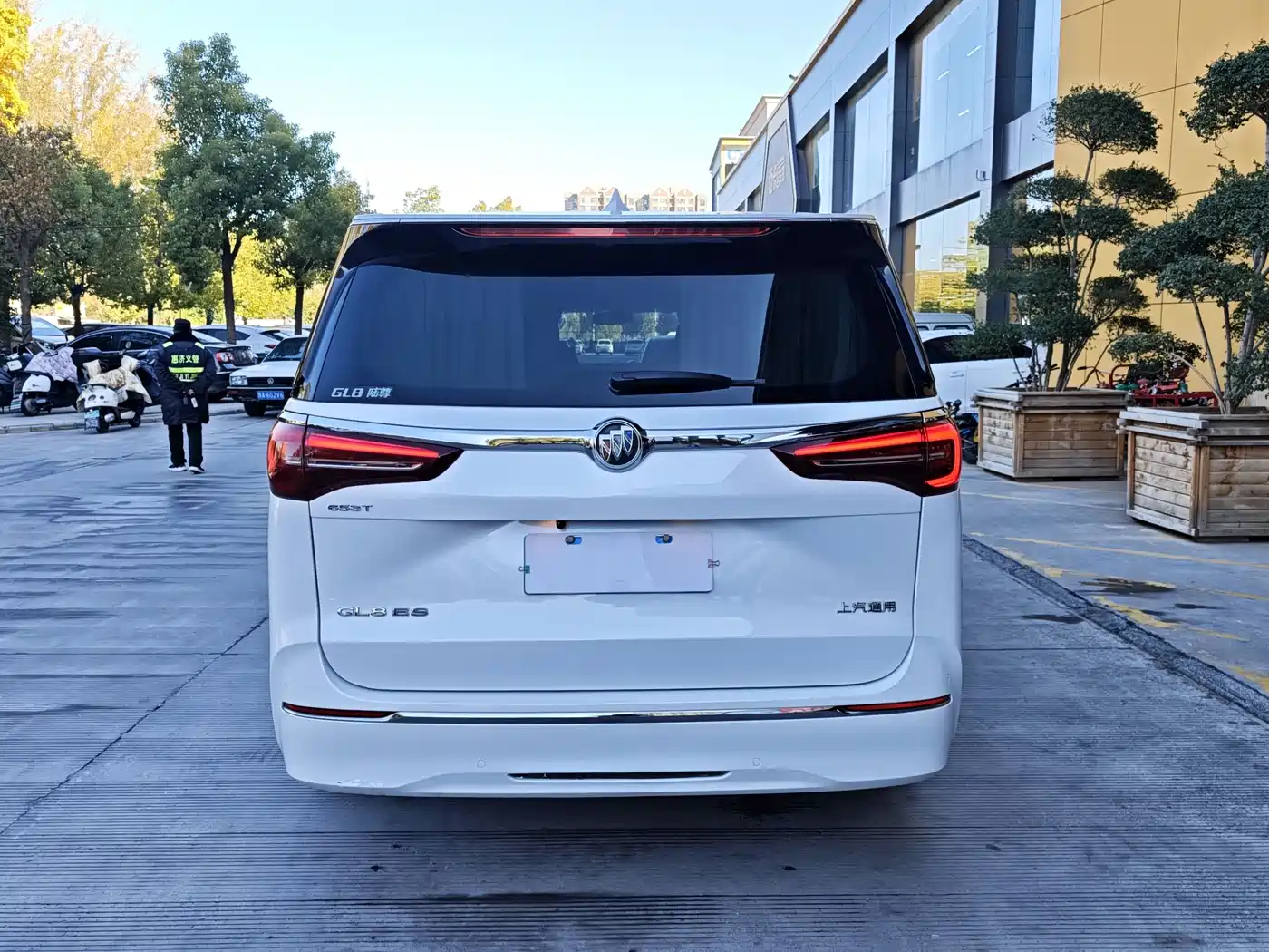 Buick GL8 2021 ES Landlord 653T Comfort фото 5