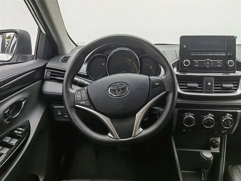 Toyota YARiS L Zhi Xuan 2022 Zhi Xuan X 1.5L CVT Luxury PLUS Edition фото 11