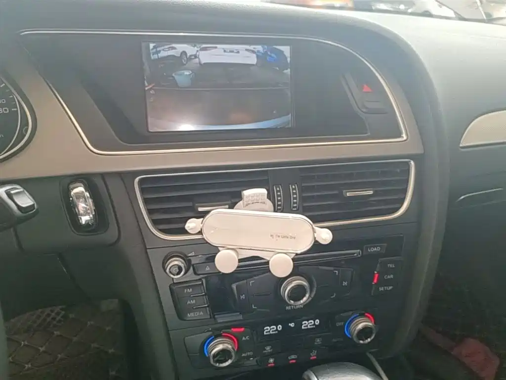 Audi A4L 2015 35 TFSI Auto Standard фото 13