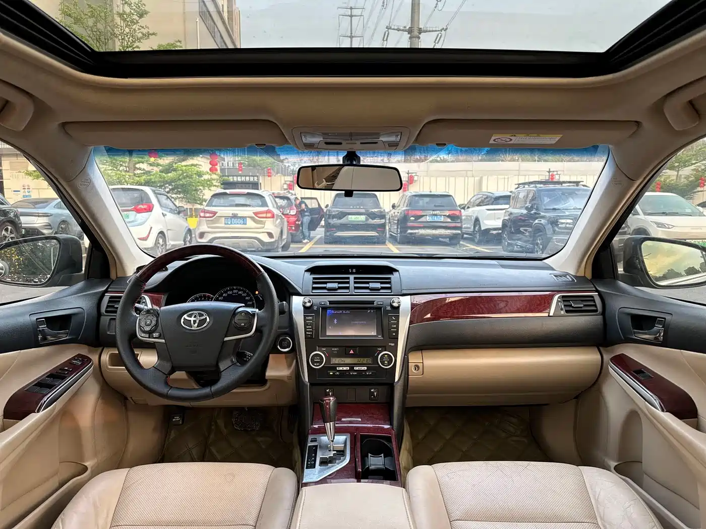Toyota Camry 2012 2.5G Luxury Edition фото 10