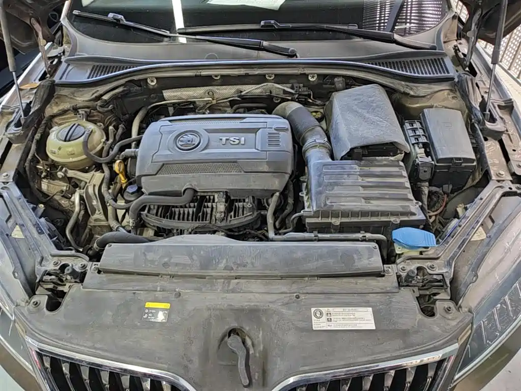Škoda Superb 2018 TSI330 DSG Comfort Edition China V фото 20