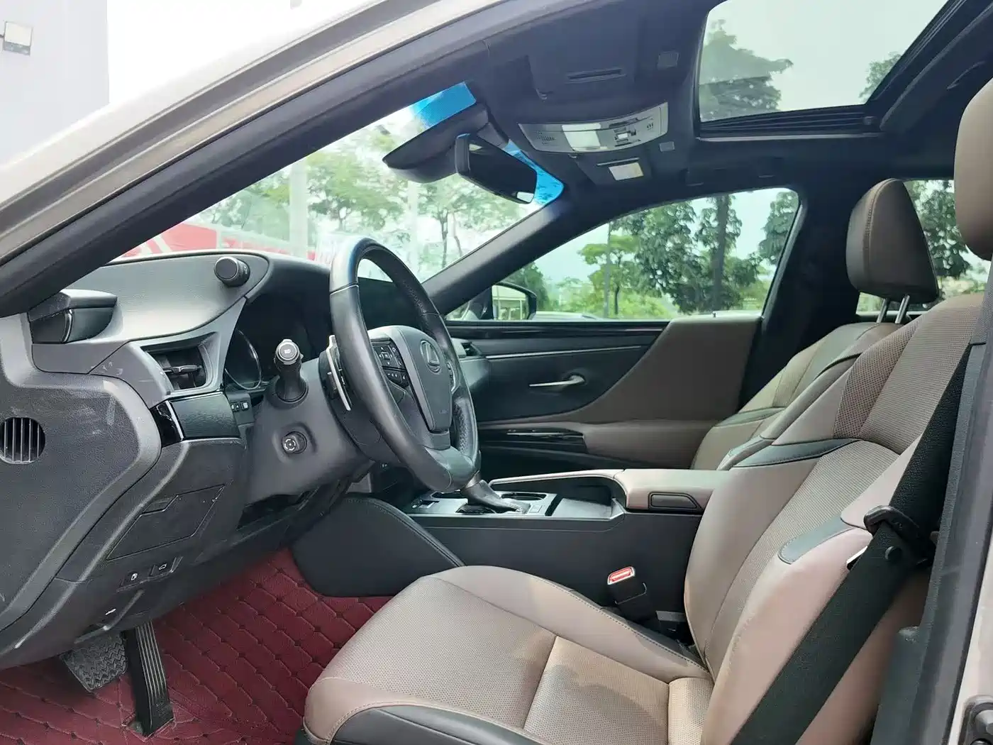 Lexus ES 2021 200 Excellence Edition фото 5