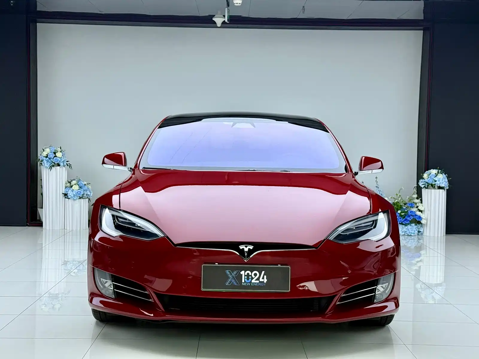 Фото 2 - Tesla Model S