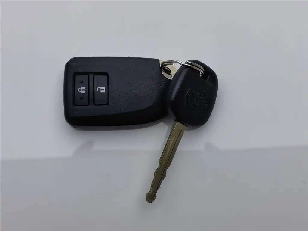 Toyota YARiS L Zhi Xuan 2022 Zhi Xuan X 1.5L CVT Luxury PLUS Edition фото 19