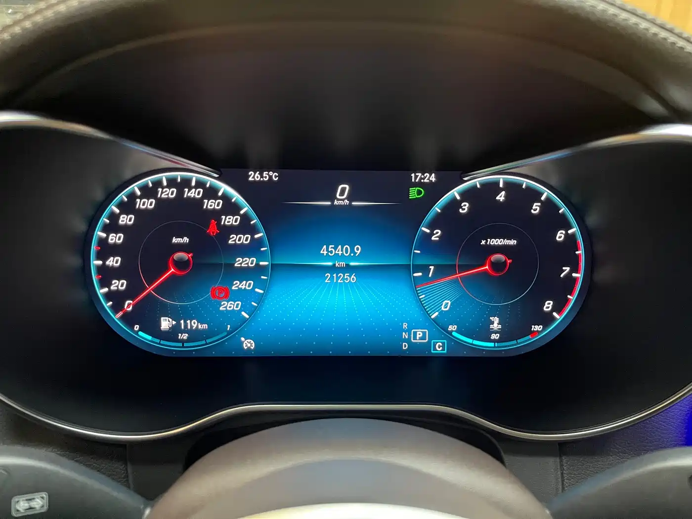 Mercedes-Benz GLC 2021 GLC 260 L 4MATIC Luxury фото 19