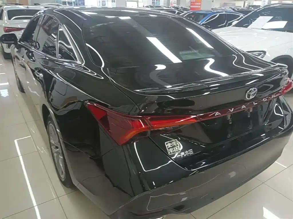 Toyota Avalon 2021 2.5L Luxury Edition фото 5
