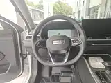 Фото 11 - Geely Emgrand