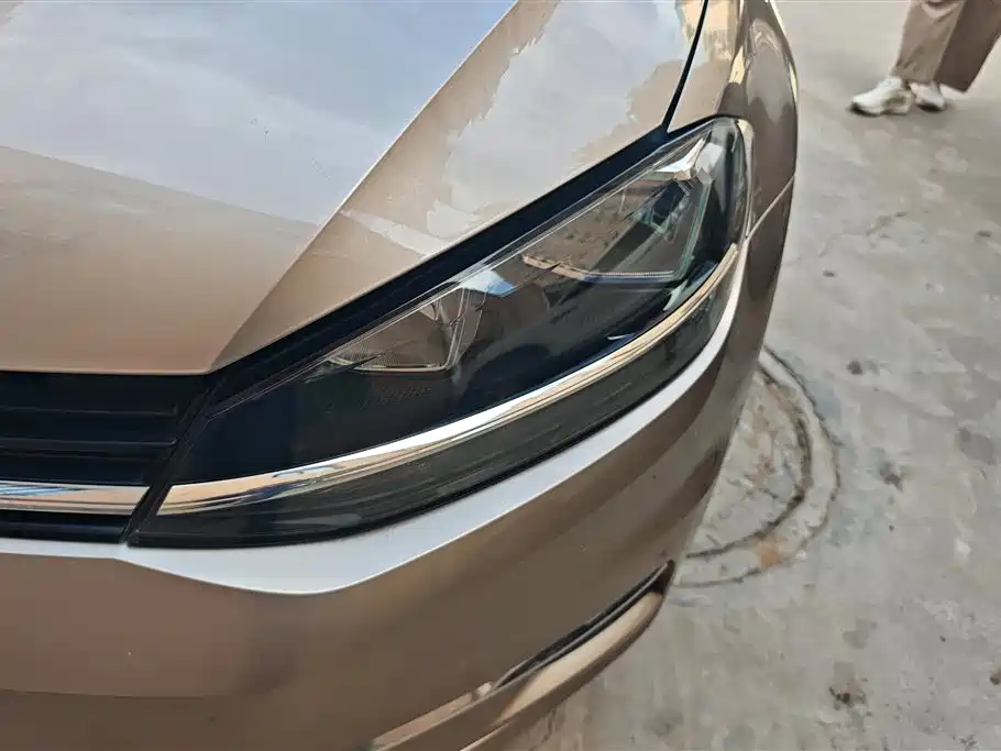 Volkswagen Golf 2018 1.6L Automatic Comfort фото 5