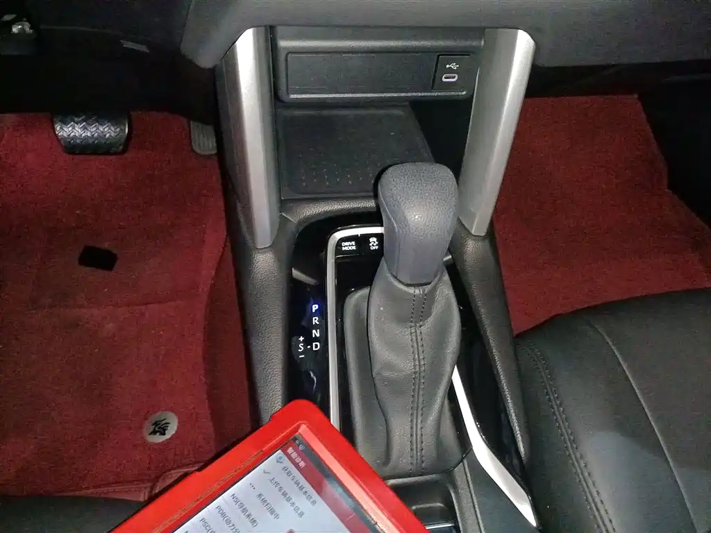 Toyota Frontlander 2024 2.0L Smart Hybrid Dual Engine Leading Edition фото 10