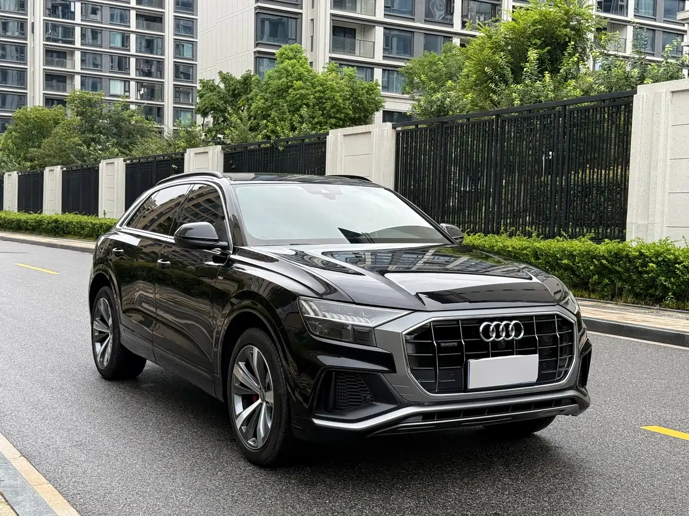 Audi Q8 2020 2019 Model 55 TFSI Premium Dynamic