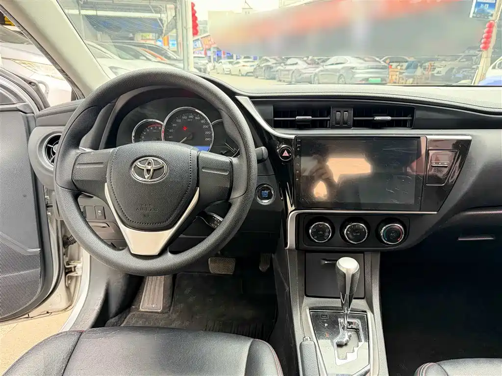 Toyota Corolla 2018 1.2T S-CVT GL Smart Edition фото 5