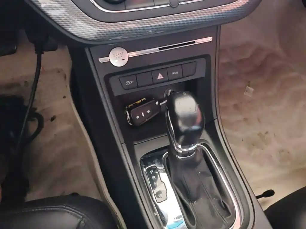 Roewe 360 2017 2017 1.5L Auto Luxury Edition