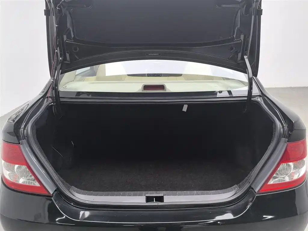 BYD F3 2013 Energy-saving Edition 1.5L Manual Comfort фото 16