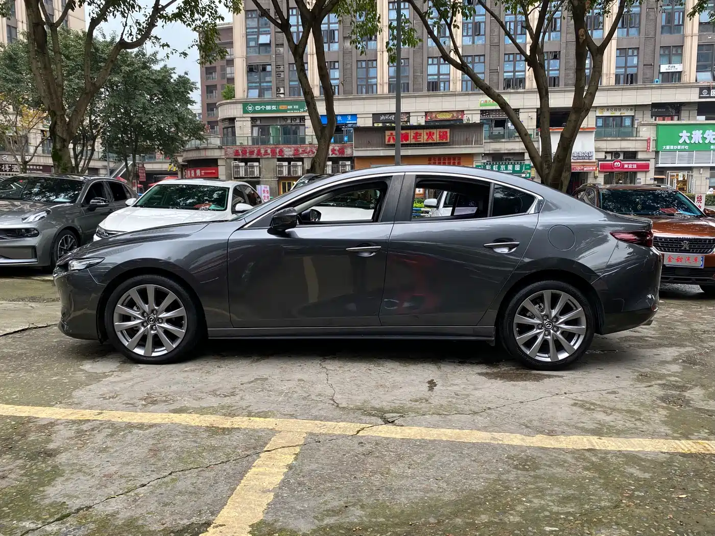 MAZDA 3 ANGKESAILA