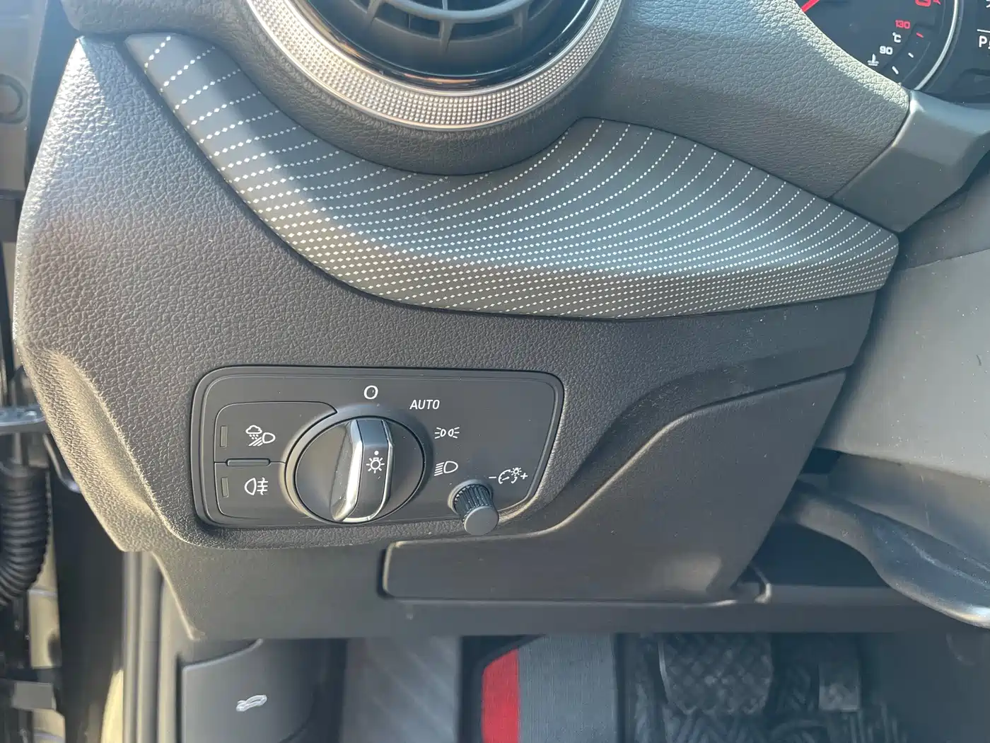 Audi Q2L 2022 35 TFSI Fashion Dynamic фото 6
