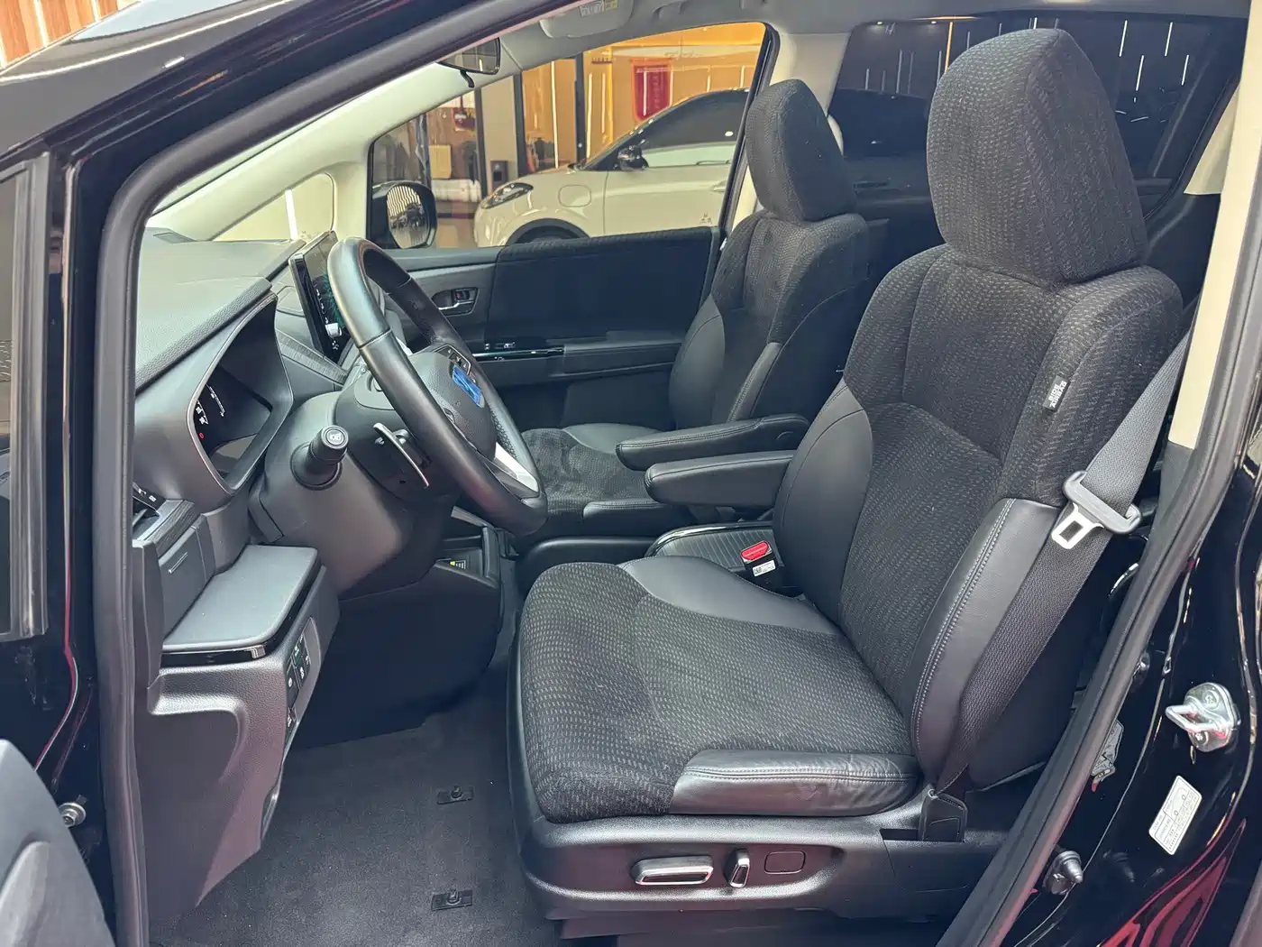 Honda Elysion 2025 2024 2.0L e:HEV Comfort Edition