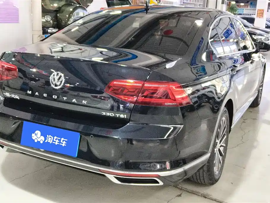 Volkswagen Magotan 2020 330TSI DSG Luxury фото 3