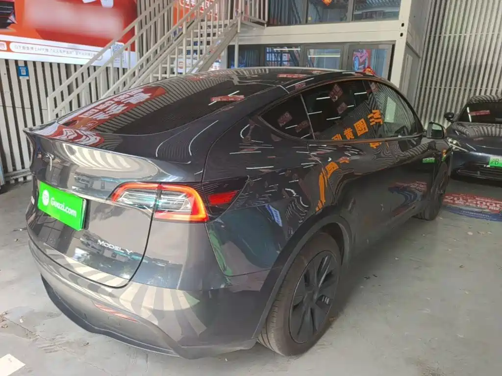 Фото 7 - Tesla Model Y