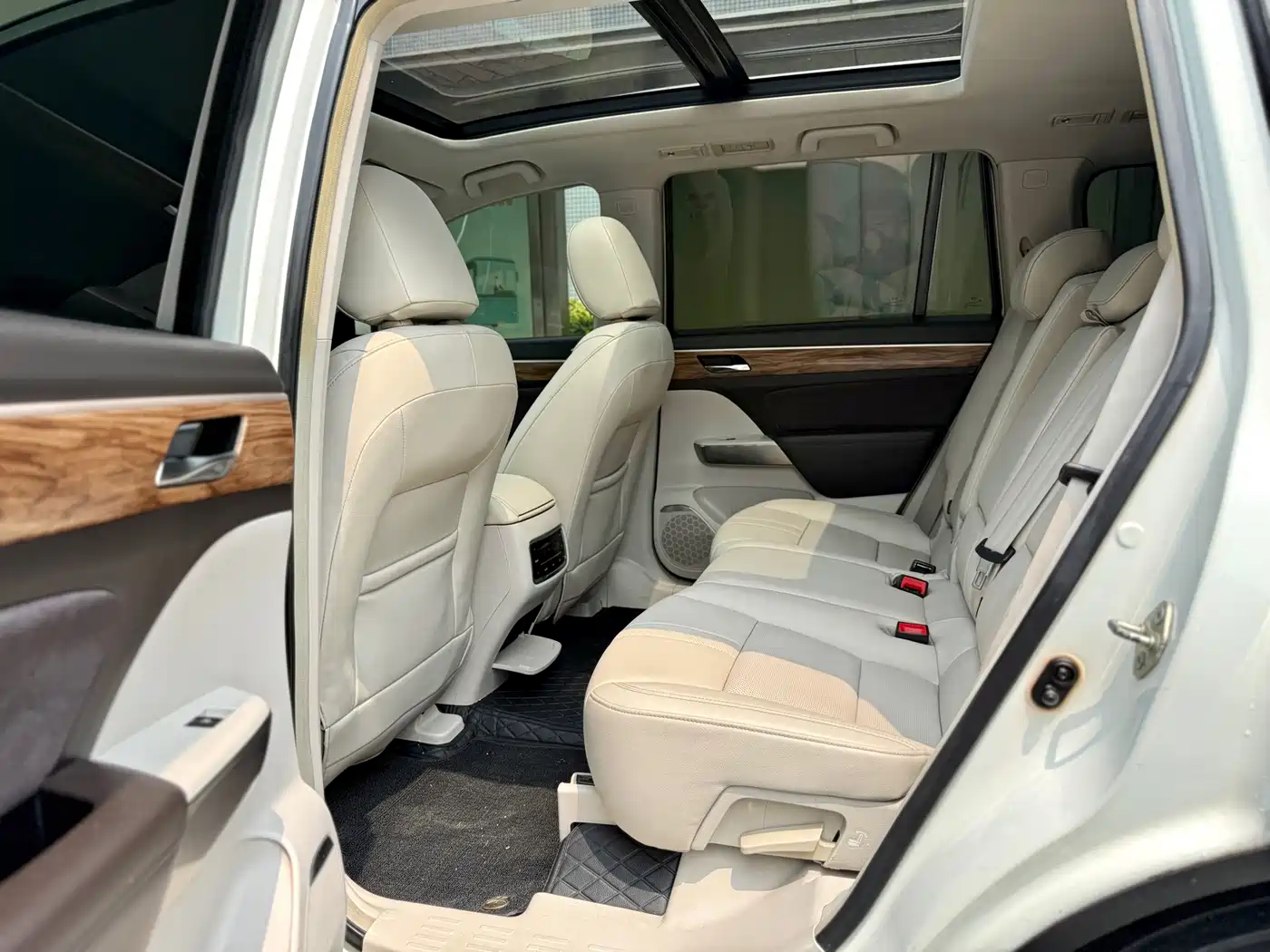 GAC Trumpchi Trumpchi GS8 2017 320T 2WD Luxury Smart Connect (7-seater) фото 9