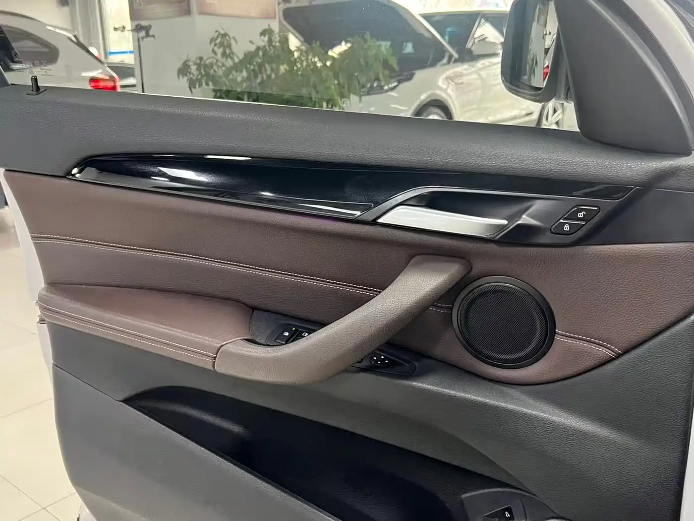 BMW X1 2020 sDrive25Li Leading Model фото 16