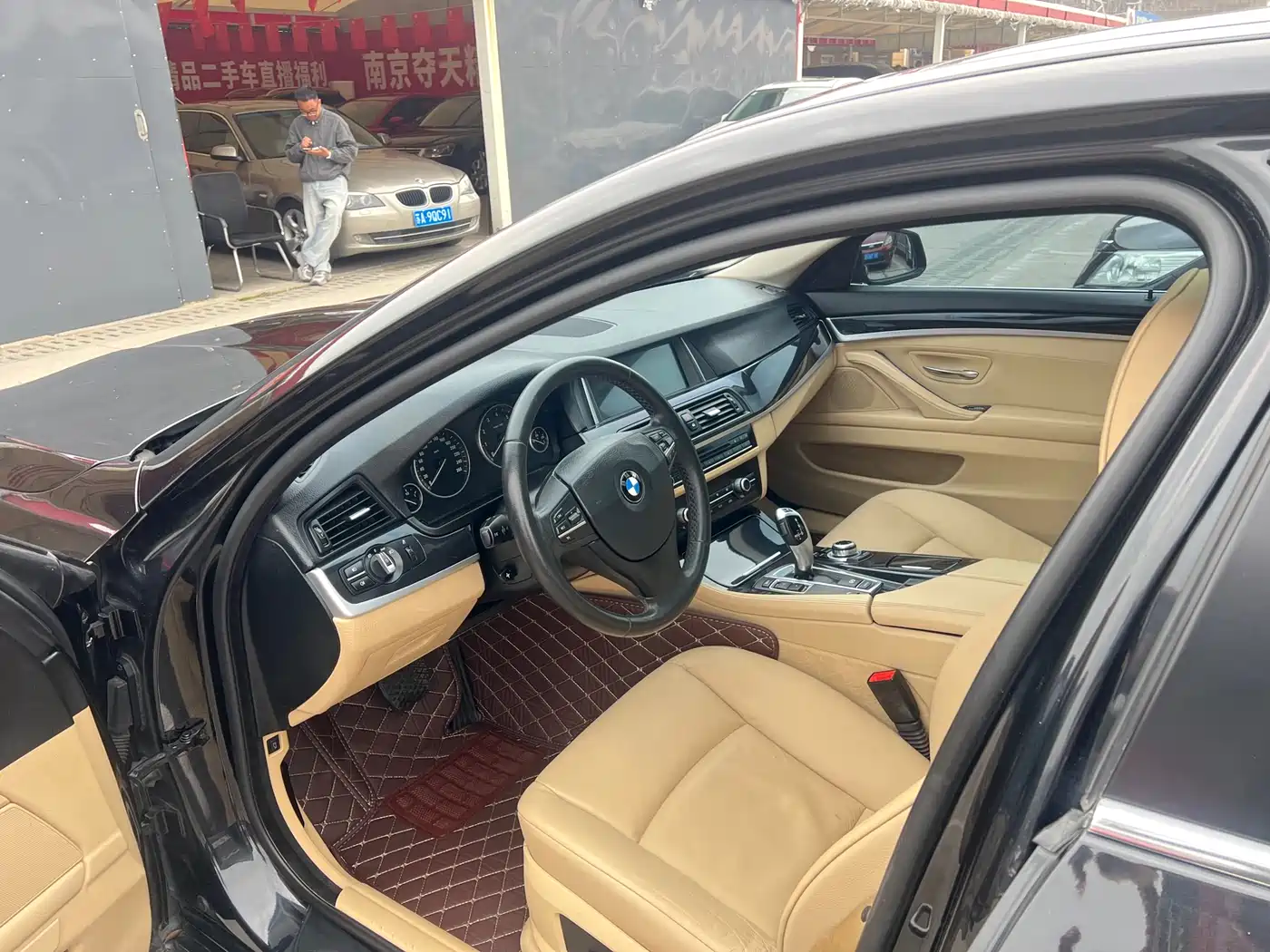 BMW 5 Series 2013 520Li Elegance фото 10
