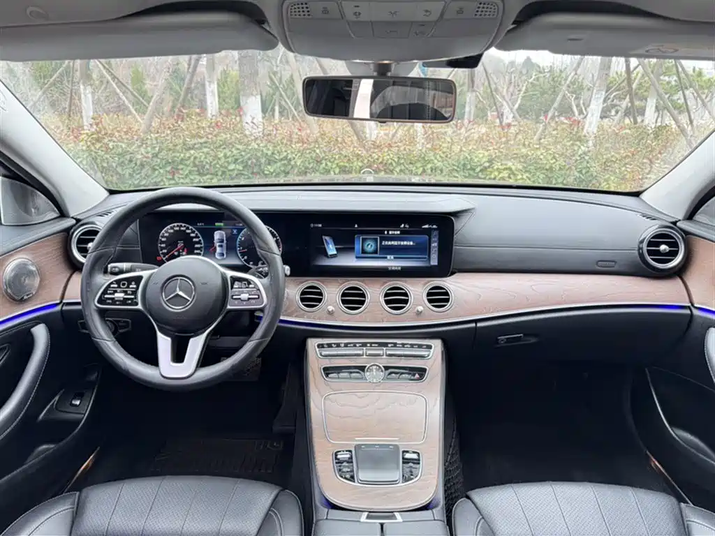Mercedes-Benz E-Class 2020 E 260 L фото 17