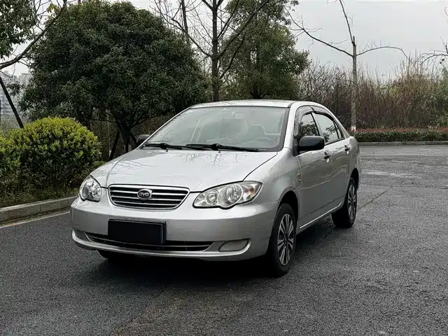 BYD F3