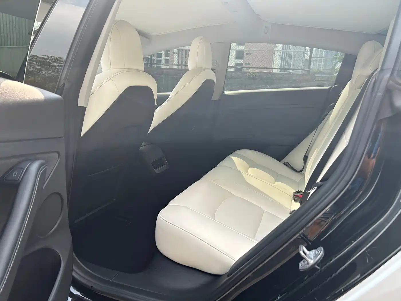 Фото 8 - Tesla Model 3
