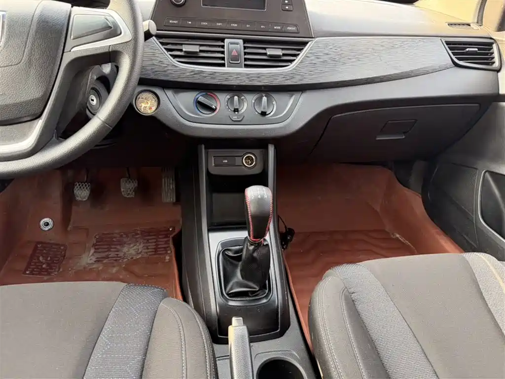 Baojun 310 2019 2016 1.2L Manual Comfort Model