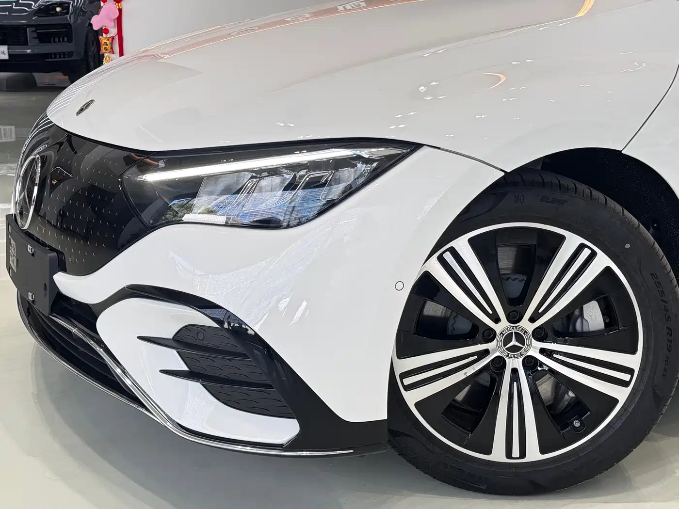 Mercedes-Benz EQE 2025 500 4MATIC Pioneer фото 5