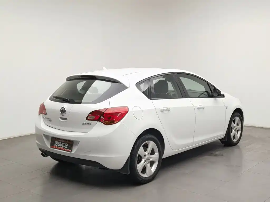 Фото 2 - Buick Excelle