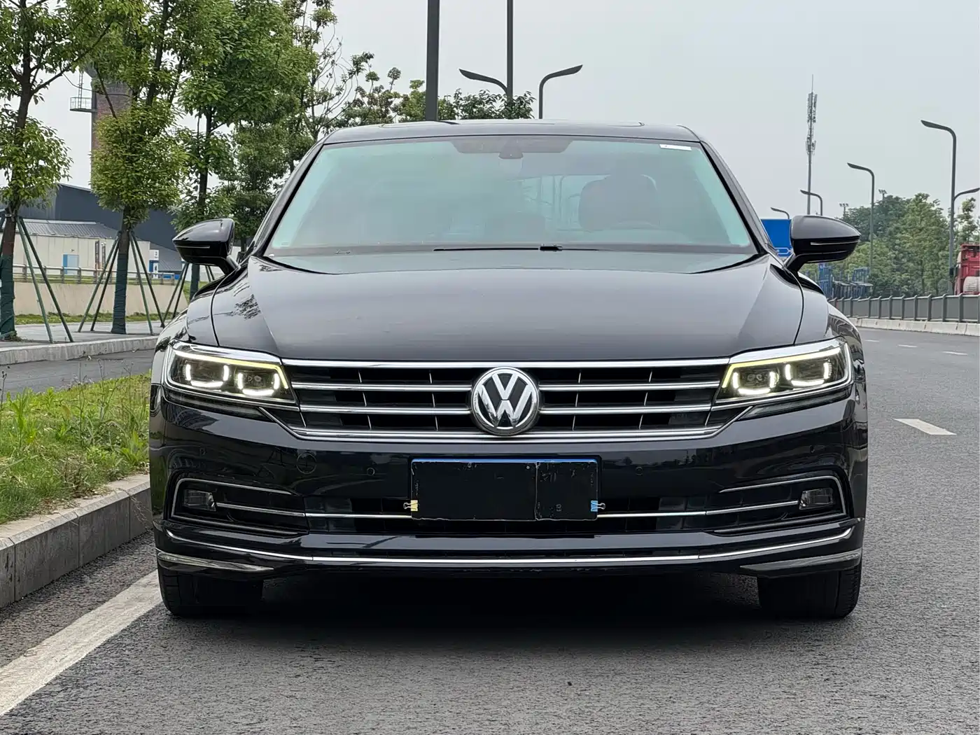 Volkswagen Phideon 2016 380TSI 2WD Ultimate Edition фото 2