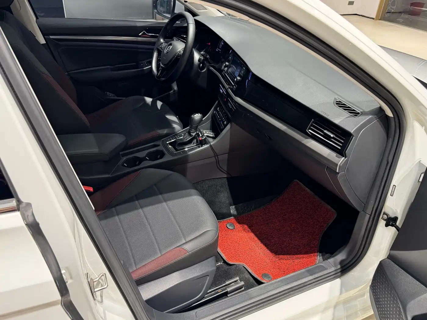Volkswagen Bora 2020 280TSI DSG Elite фото 16