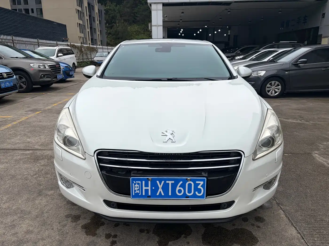 Peugeot 508 2012 2.3L Roland Garros Edition фото 2