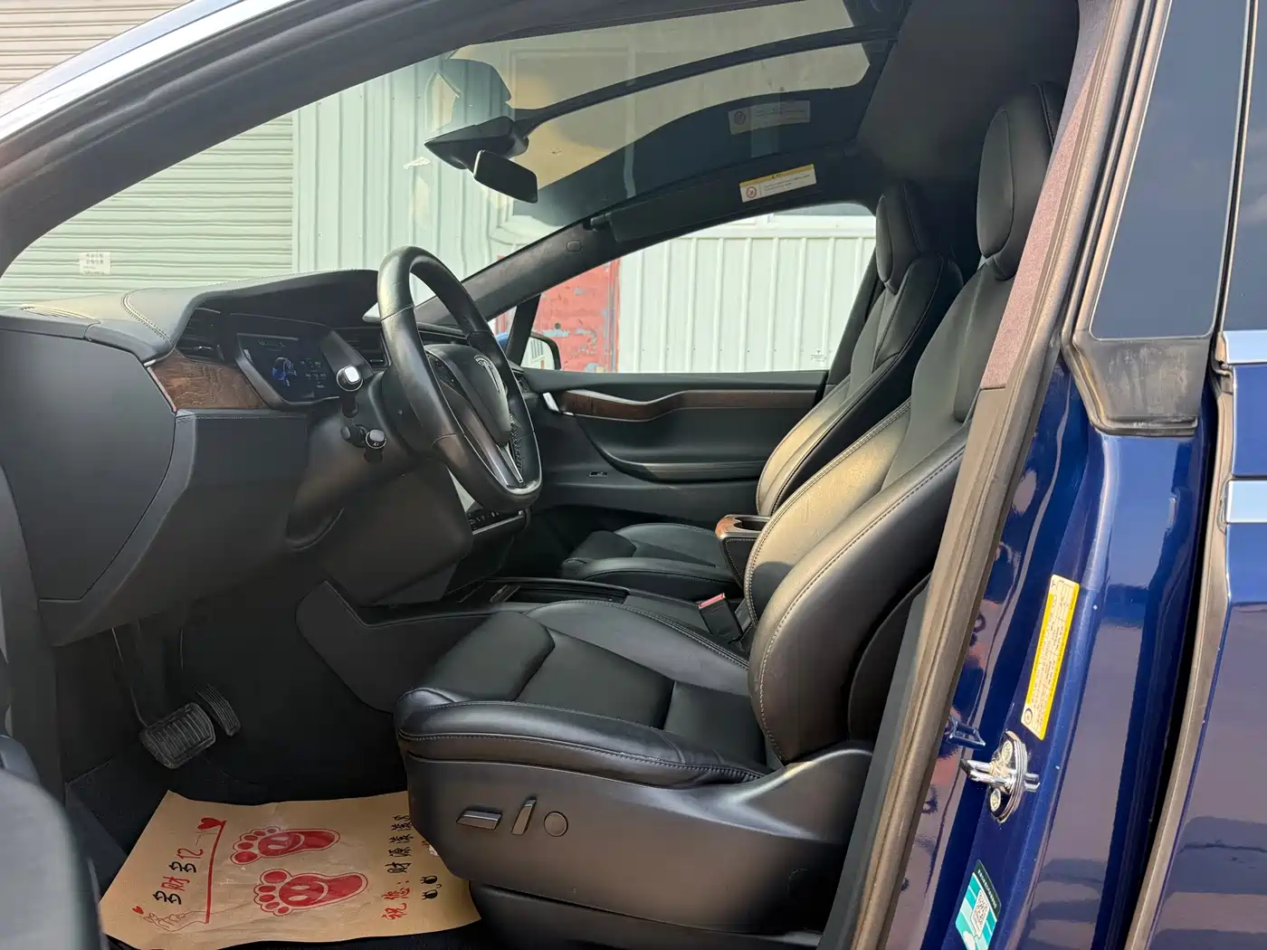 Фото 4 - Tesla Model X