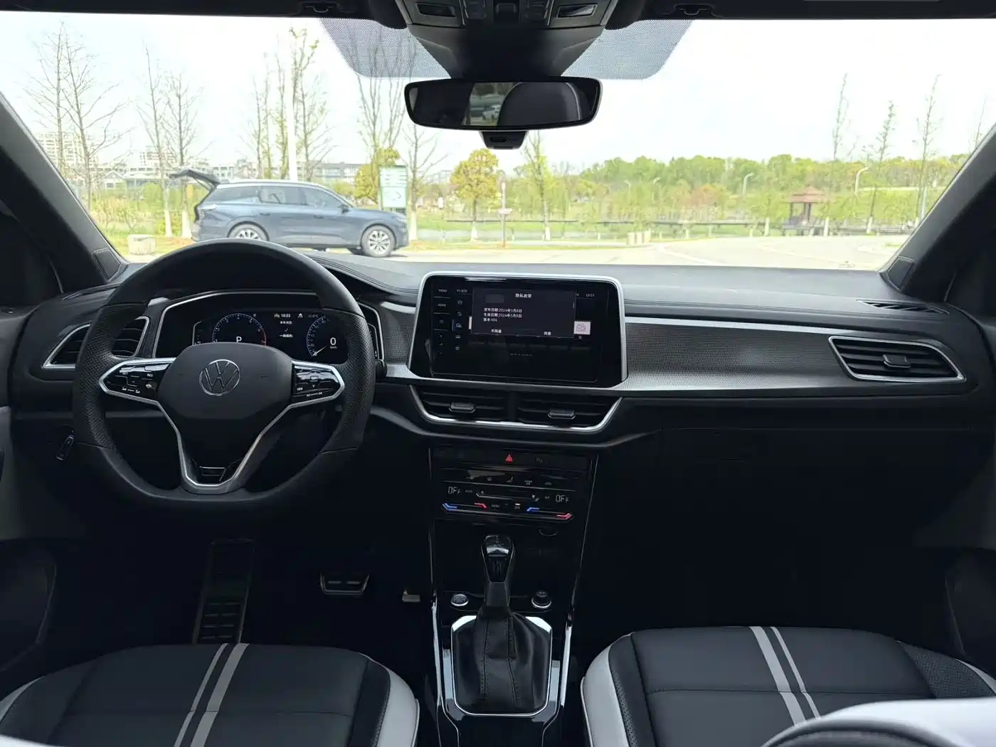 Volkswagen T-ROC 2023 300TSI DSG 2WD Dawn Edition фото 5