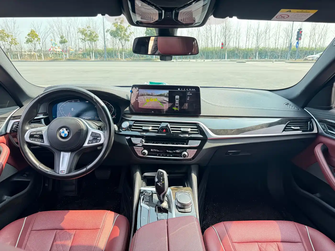 BMW 5 Series 2022 525Li M Sport Package фото 7