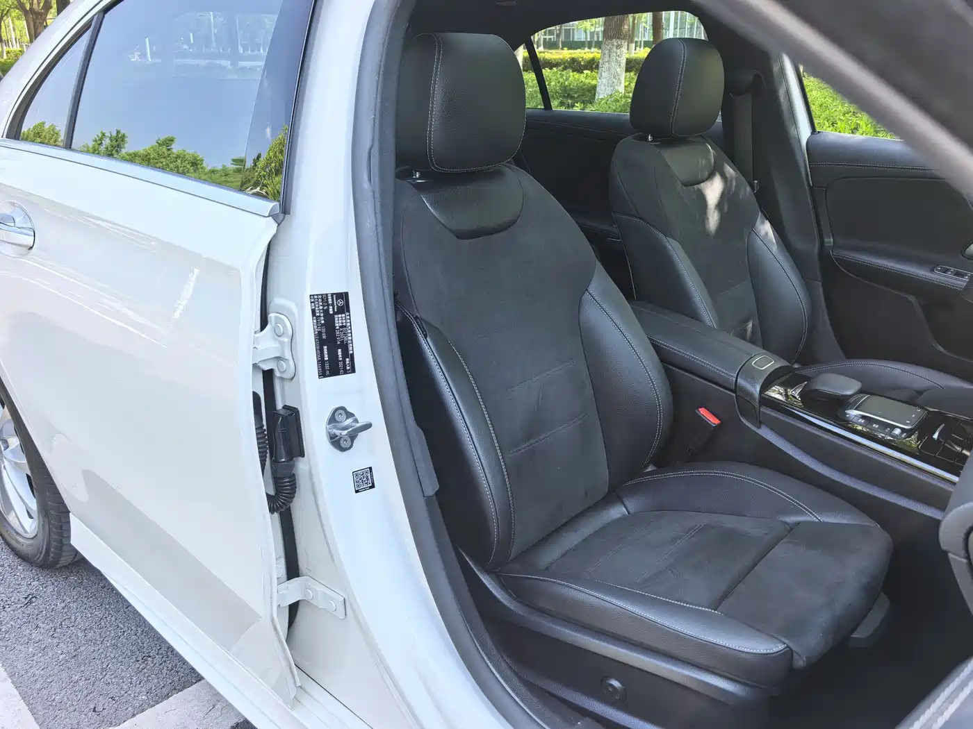 Mercedes-Benz A-Class 2021 A 200 L Sport Sedan Fashion Edition фото 23