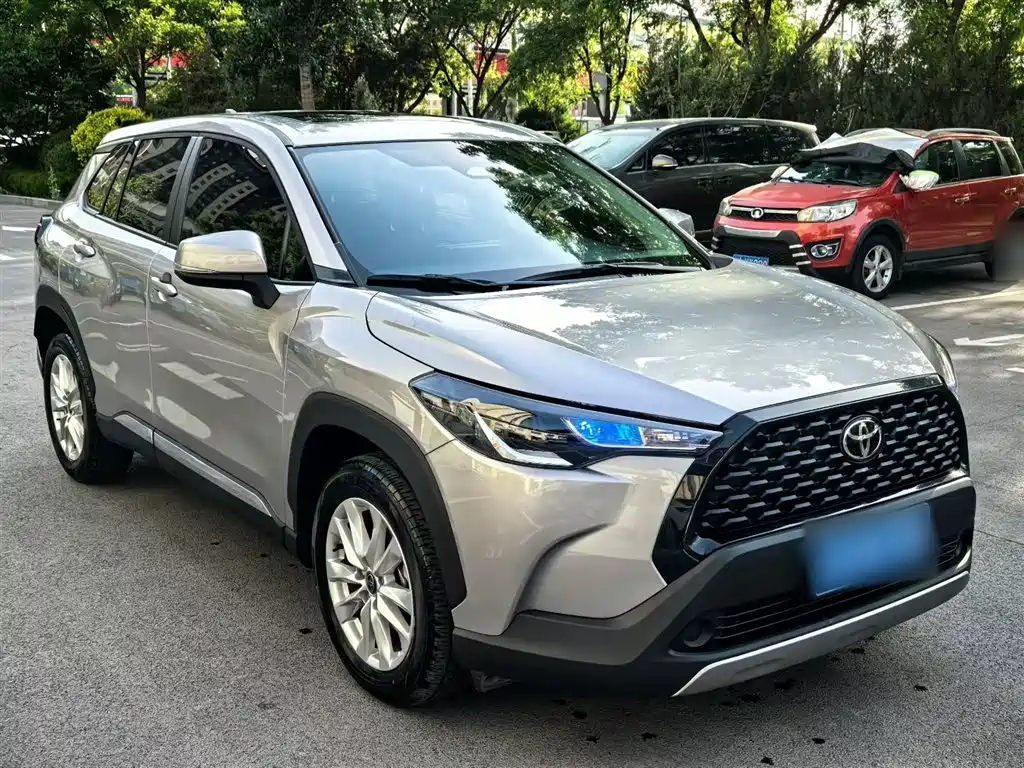 Toyota Corolla Cross 2024 2.0L Elite Edition фото 8
