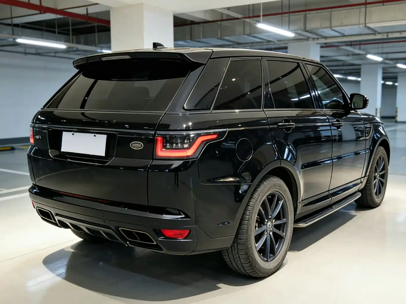 Land Rover Range Rover Sport 2016 Model 3.0 SC V6 HSE фото 9