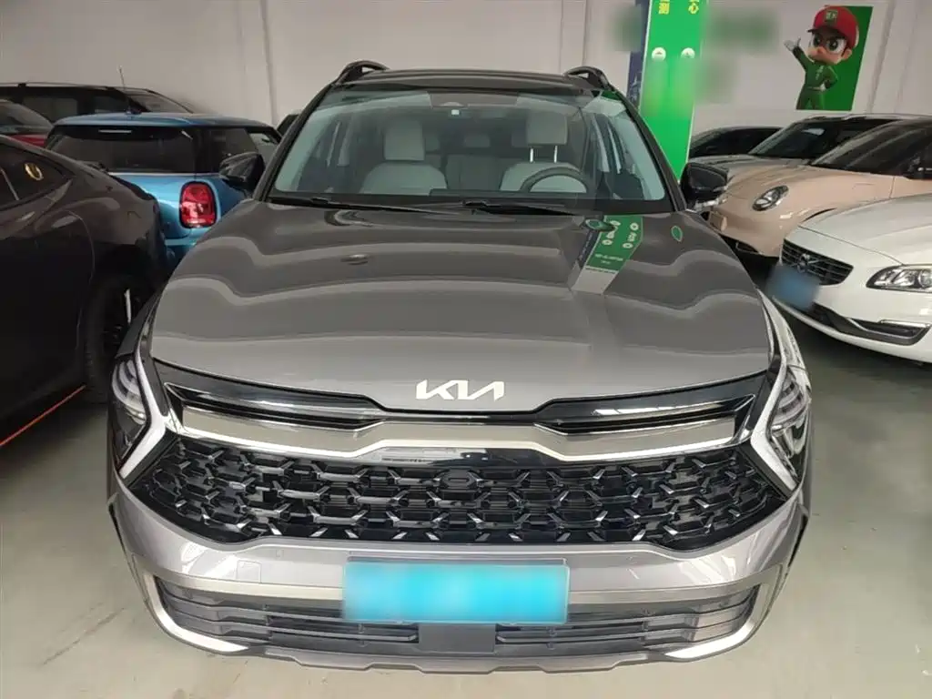 Kia Sportage 2023 2.0L HEV 2WD Premium Edition фото 3