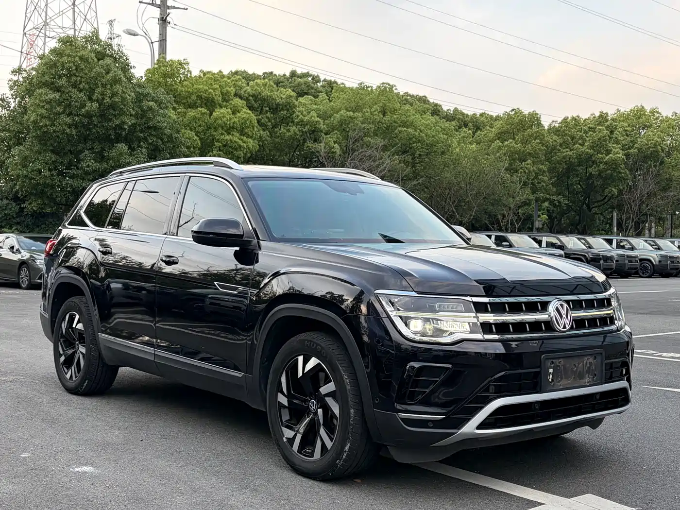 Volkswagen Teramont 2022 330TSI 2WD Premium Luxury фото 3